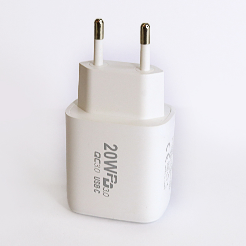 شارژر دیواری 20 وات برند 369 مدل CH02