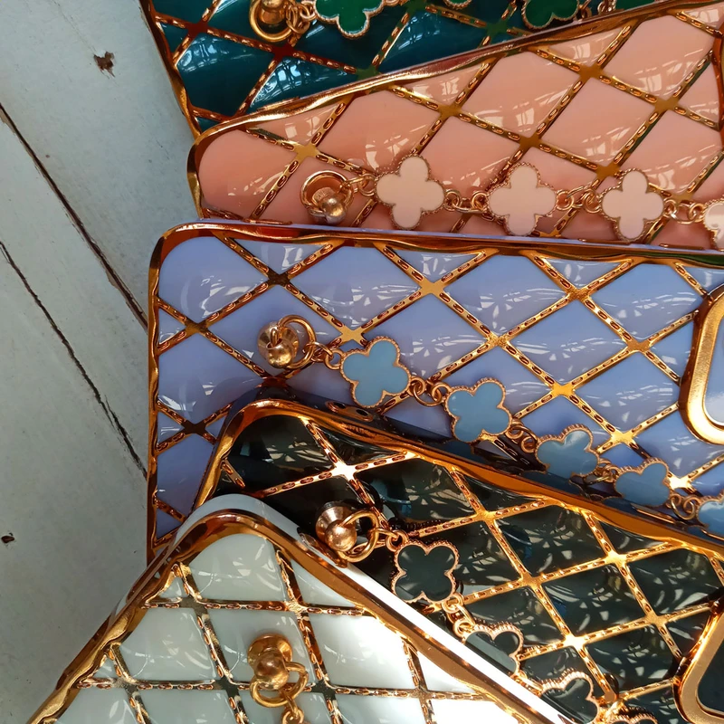 کاور مدل زنجیری مناسب برای گوشی موبایل سامسونگ Galaxy A03 Core