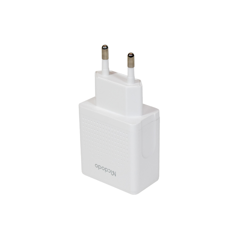 شارژر دیواری مک دودو مدل CH-3971 توان 12 وات به همراه کابل MicroUSB